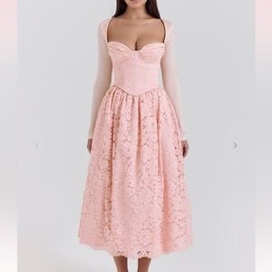 NWT House of CB “DUCHESS”
Ballerina Pink Lace Corset, Skirt And Bolero Set